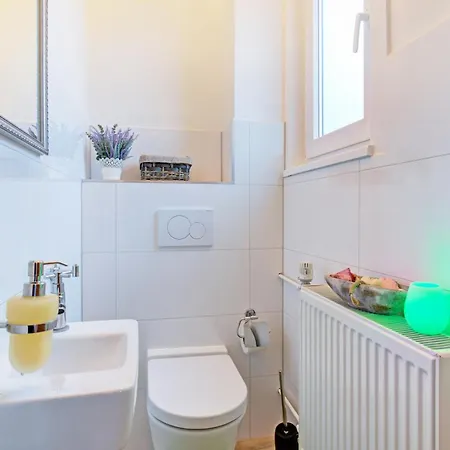 Familienglueck Im Schwarzwaldhaus Mit Schlossblick Neuenburg  Extérieur photo