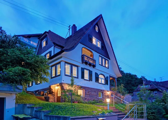 Familienglueck Im Schwarzwaldhaus Mit Schlossblick