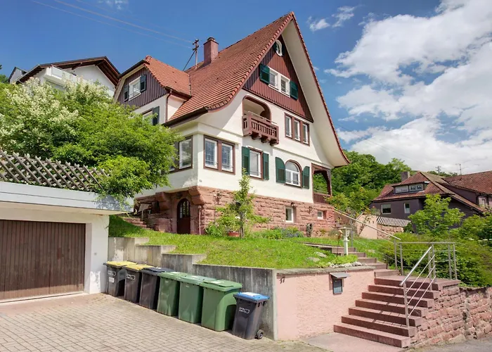 Familienglueck Im Schwarzwaldhaus Mit Schlossblick